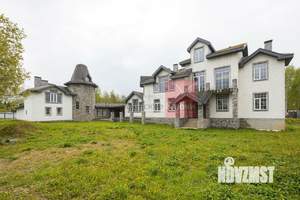 Дом 737м², 3-этажный, участок 26 сот.  