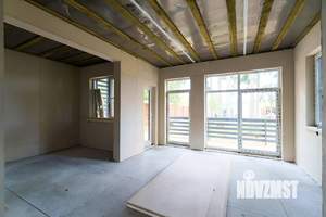 Коттедж 160м², 2-этажный, участок 5 сот.  