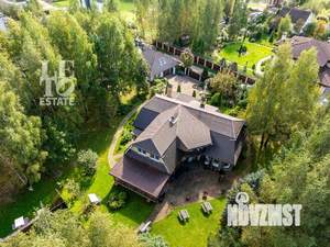 Дом 406м², 2-этажный, участок 35 сот.  