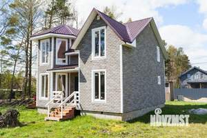 Коттедж 190м&sup2;, 2-этажный, участок 6 сот.  