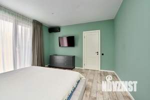 Дом 224м², 2-этажный, участок 9 сот.  