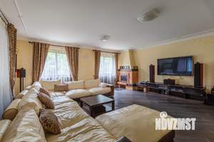 Дом 500м², 2-этажный, участок 24 сот.  