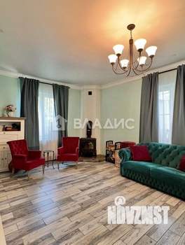 Дом 270м², 2-этажный, участок 9 сот.  