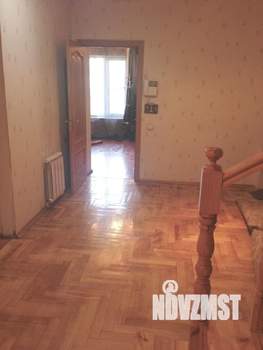 Таунхаус 208м², 3-этажный, участок 3 сот.  