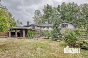 Коттедж 823м², 2-этажный, участок 60 сот.  