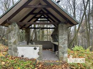 Дом 252м², 3-этажный, участок 15 сот.  