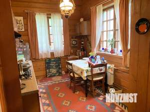 Дом 243м², 2-этажный, участок 26 сот.  