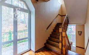 Дом 472м², 4-этажный, участок 8 сот.  