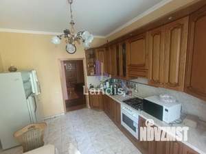 Дом 370м², 2-этажный, участок 15 сот.  