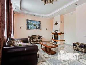 Дом 390м², 3-этажный, участок 7 сот.  