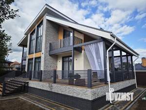 Дом 226м², 2-этажный, участок 9 сот.  