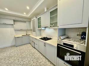 Дом 151м&sup2;, 2-этажный, участок 2 сот.  