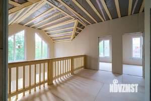 Коттедж 250м², 2-этажный, участок 6 сот.  