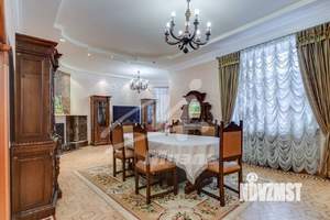 Дом 611м², 4-этажный, участок 22 сот.  