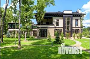 Дом 1450м², 3-этажный, участок 45 сот.  