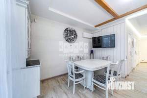 Таунхаус 200м², 3-этажный, участок 1 сот.  