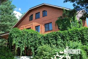 Коттедж 770м², 3-этажный, участок 19 сот.  