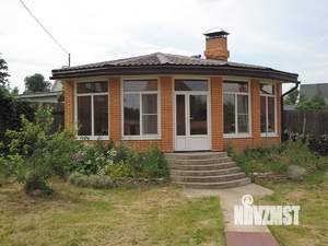 Дом 285м², 2-этажный, участок 15 сот.  