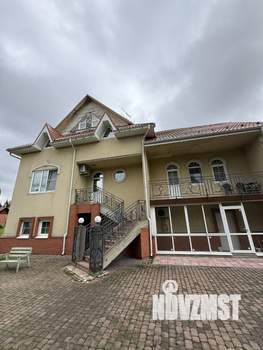 Дом 520м², 3-этажный, участок 56 сот.  