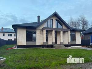 Дом 209м², 2-этажный, участок 7 сот.  