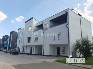 Таунхаус 188м², 3-этажный, участок 1 сот.  