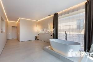 Дом 367м&sup2;, 2-этажный, участок 10 сот.  