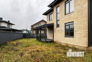 Дом 220м&sup2;, 2-этажный, участок 6 сот.  