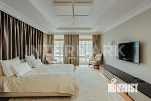 Коттедж 480м², 2-этажный, участок 60 сот.  