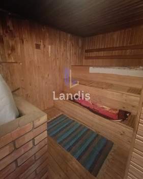 Дом 370м², 2-этажный, участок 15 сот.  