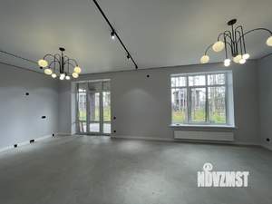 Дом 179м², 2-этажный, участок 7 сот.  