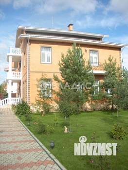 Дача 445м², 2-этажный, участок 15 сот.  