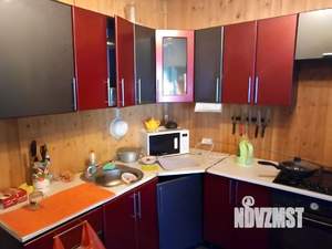 Дом 160м&sup2;, 2-этажный, участок 6 сот.  