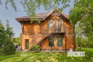 Дом 640м², 4-этажный, участок 36 сот.  