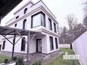 Коттедж 277м², 3-этажный, участок 8 сот.  