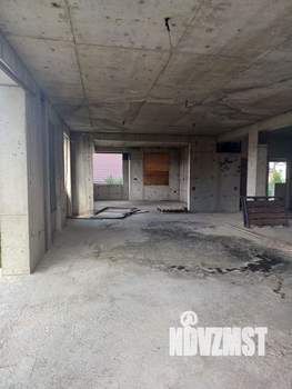 Дом 600м², 4-этажный, участок 10 сот.  