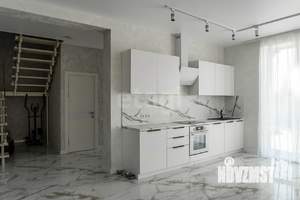 Дом 224м², 2-этажный, участок 11 сот.  