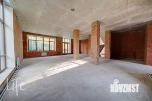 Дом 259м², 2-этажный, участок 11 сот.  