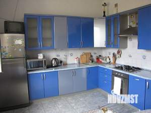 Дом 285м², 2-этажный, участок 15 сот.  