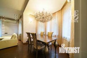 Дом 440м², 2-этажный, участок 14 сот.  