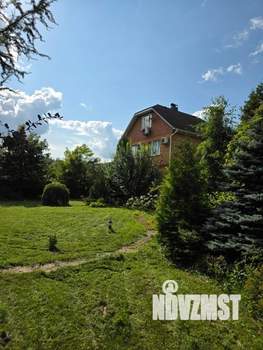 Дом 240м², 3-этажный, участок 18 сот.  