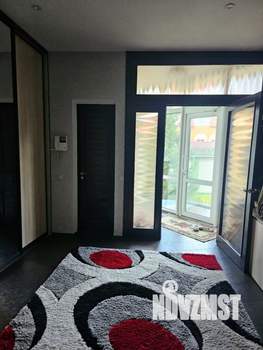 Дом 440м², 2-этажный, участок 15 сот.  