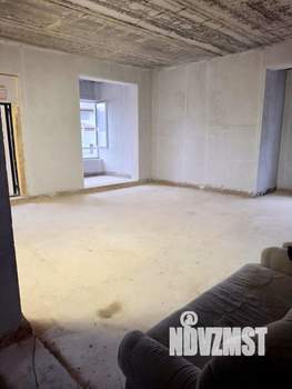 Дом 265м², 2-этажный, участок 15 сот.  