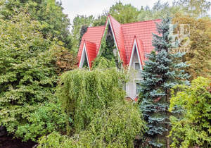 Дом 150м², 3-этажный, участок 5 сот.  