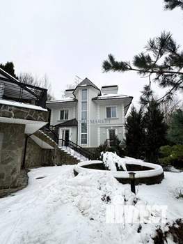 Дом 500м², 3-этажный, участок 14 сот.  