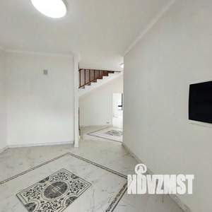 Коттедж 303м², 2-этажный, участок 6 сот.  