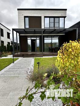 Коттедж 196м², 2-этажный, участок 6 сот.  