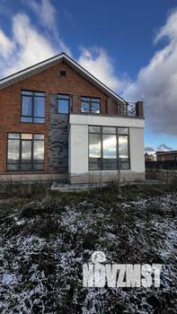 Дом 208м², 2-этажный, участок 6 сот.  