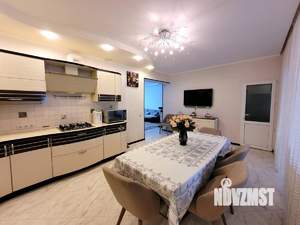 Дом 290м², 3-этажный, участок 4 сот.  