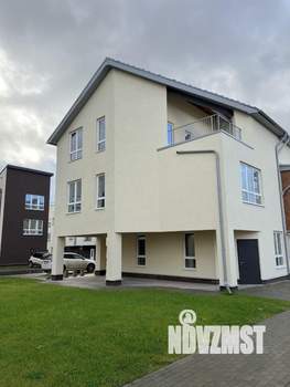 Таунхаус 207м&sup2;, 3-этажный, участок 1 сот.  