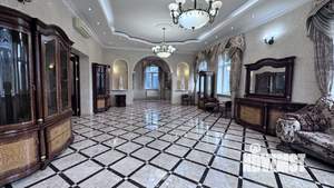 Коттедж 445м², 3-этажный, участок 30 сот.  